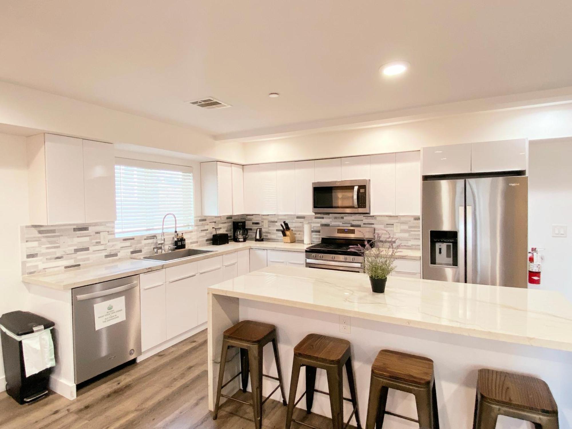 Modern 3Br Home In Mid-City Los Angeles Exterior photo